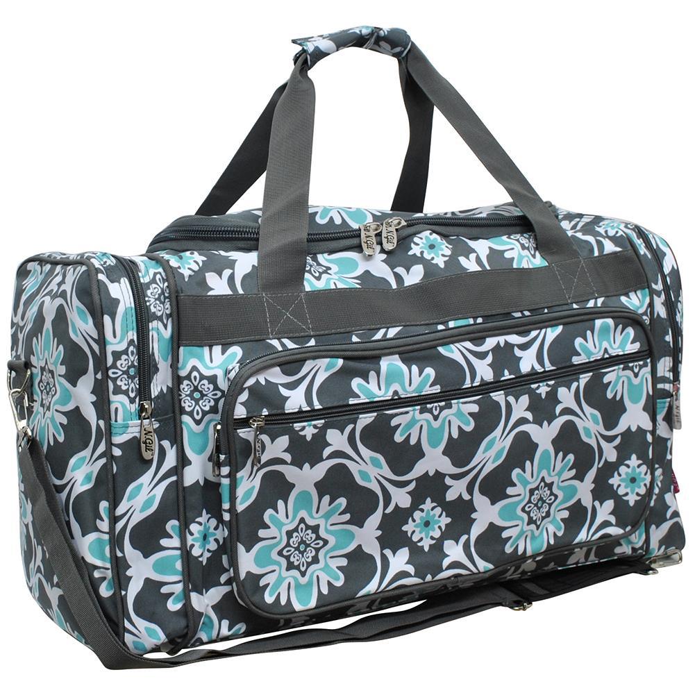 23" Duffle Bag, Dance Duffel, Monogram Duffel Bag Women, Personalized Duffel Bag for Girls, Cheer Duffle Bags Cheap, Road Trip Bag Pattern, Weekender Bag Bridesmaids, Travel Bag Pattern, quatro vine print, cute duffle bags. 